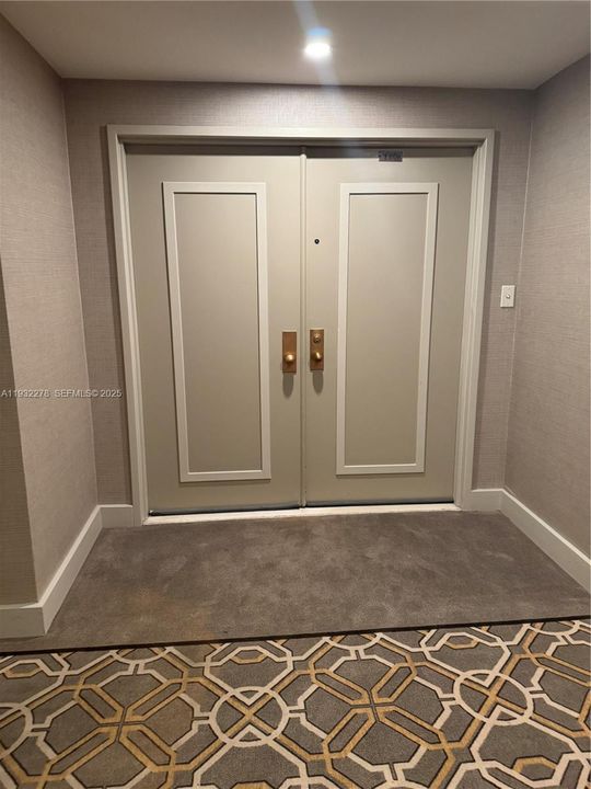 В аренду: $6,000 (2 спален, 2 ванн, 2215 Квадратных фут)