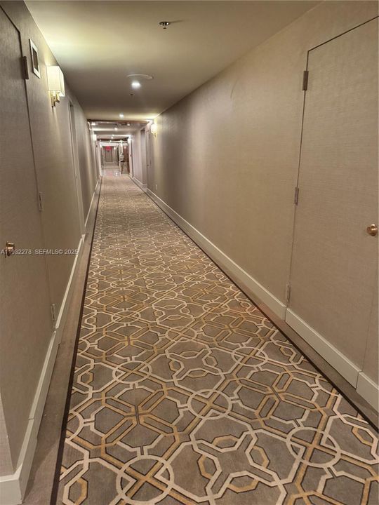 В аренду: $6,000 (2 спален, 2 ванн, 2215 Квадратных фут)