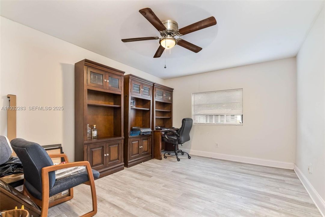 For Sale: $700,000 (3 beds, 2 baths, 1875 Square Feet)