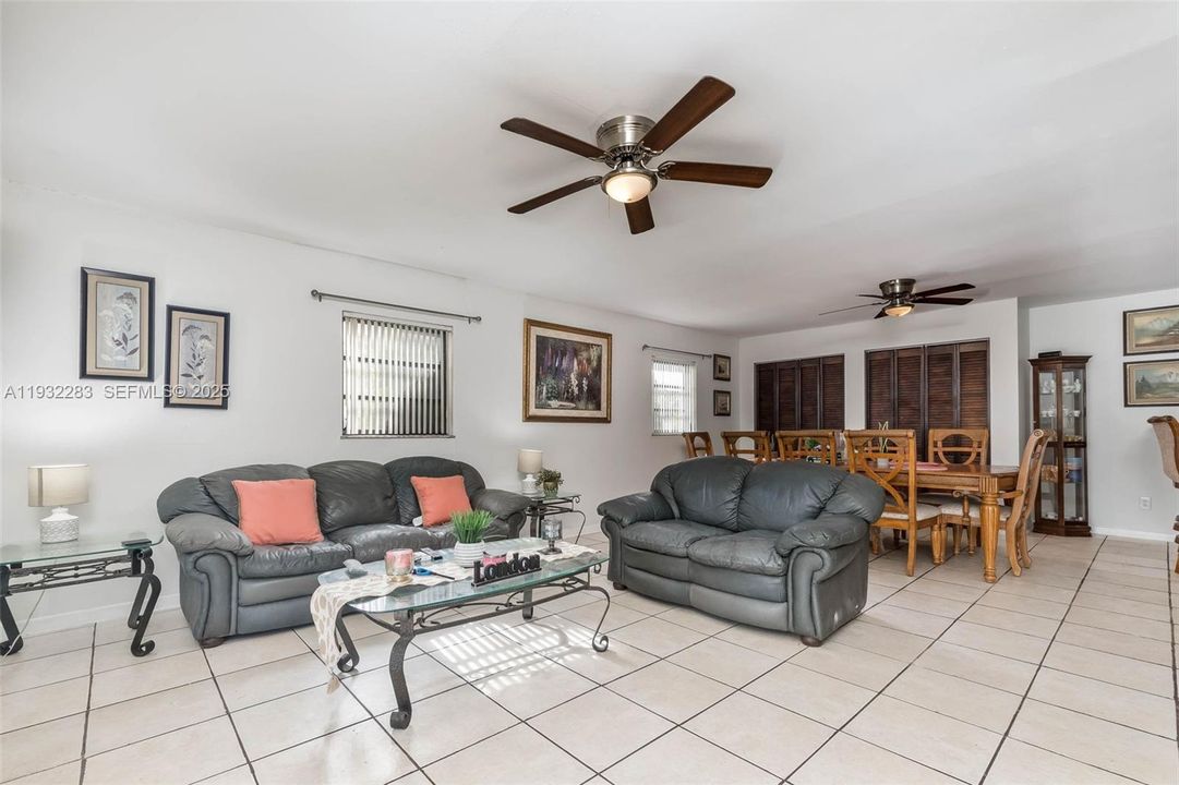 For Sale: $700,000 (3 beds, 2 baths, 1875 Square Feet)