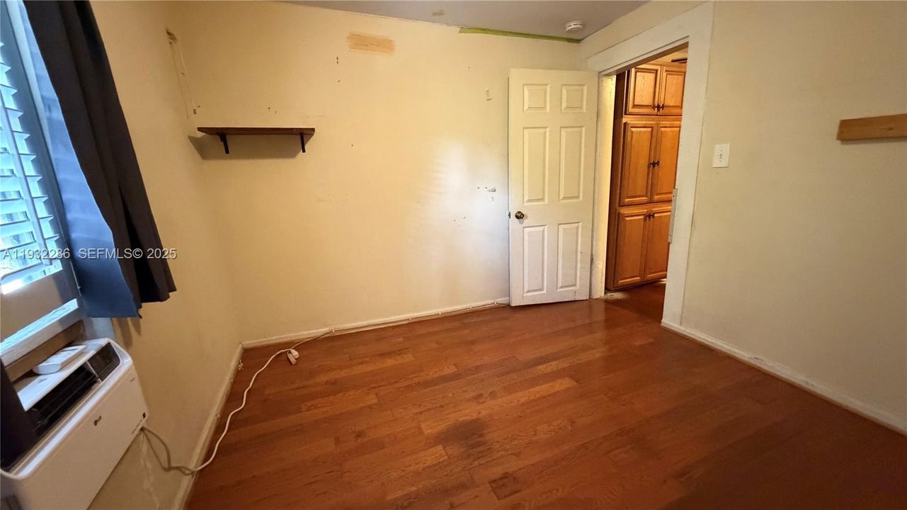 En Renta: $2,000 (4 camas, 2 baños, 1646 Pies cuadrados)