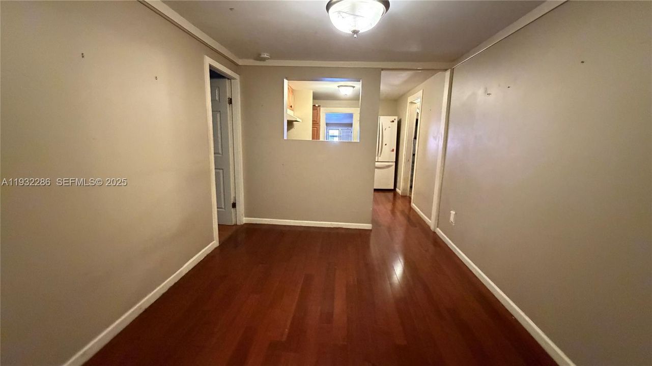 En Renta: $2,000 (4 camas, 2 baños, 1646 Pies cuadrados)