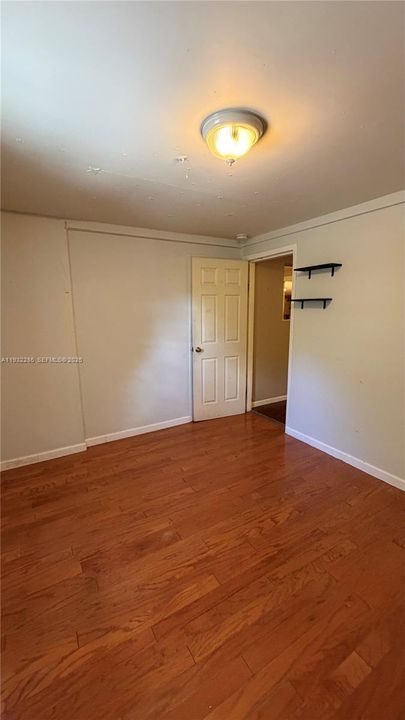 En Renta: $2,000 (4 camas, 2 baños, 1646 Pies cuadrados)