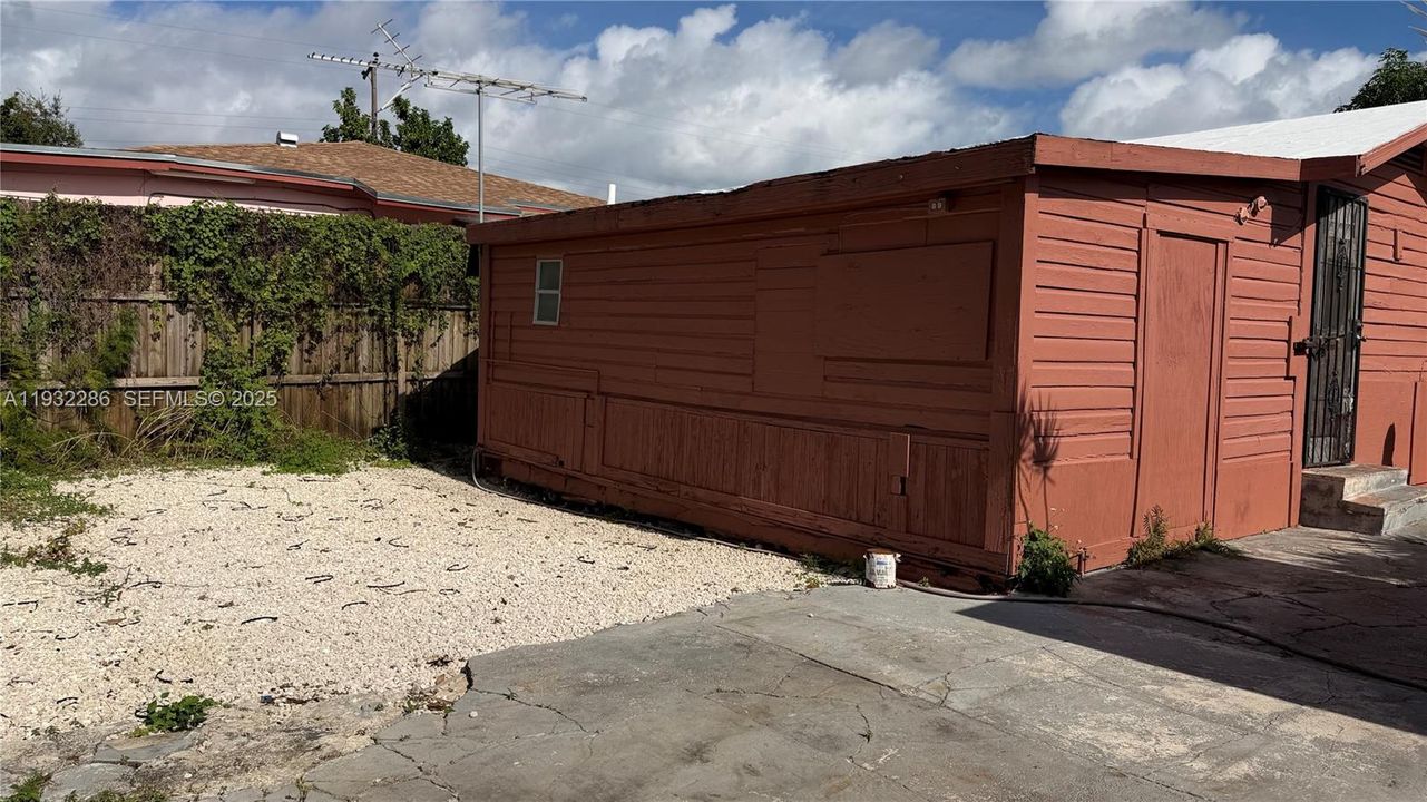 En Renta: $2,000 (4 camas, 2 baños, 1646 Pies cuadrados)