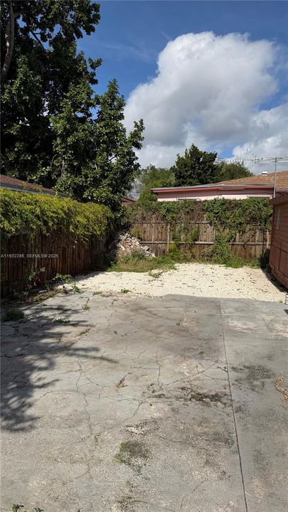 En Renta: $2,000 (4 camas, 2 baños, 1646 Pies cuadrados)