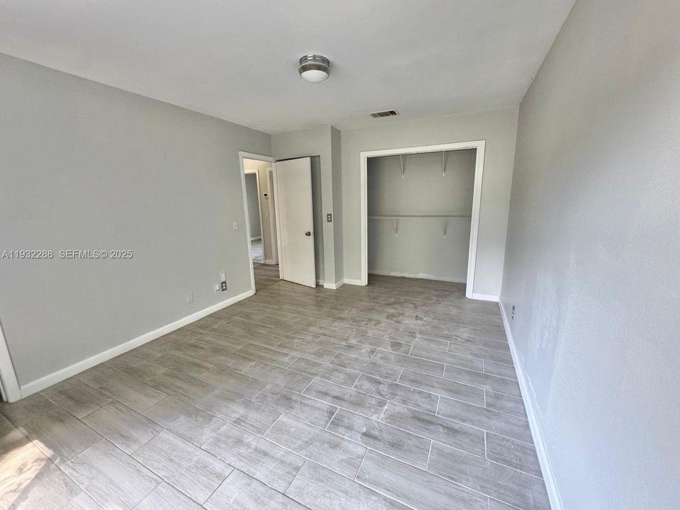 For Sale: $350,000 (3 beds, 2 baths, 1176 Square Feet)