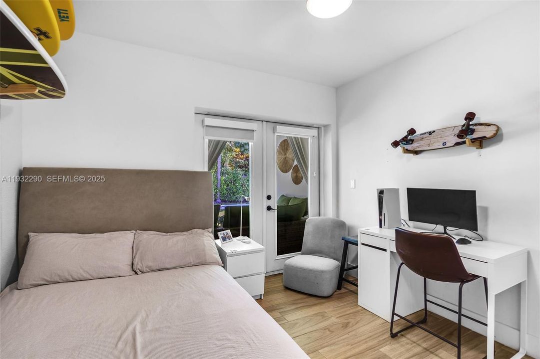 В аренду: $17,500 (5 спален, 4 ванн, 0 Квадратных фут)