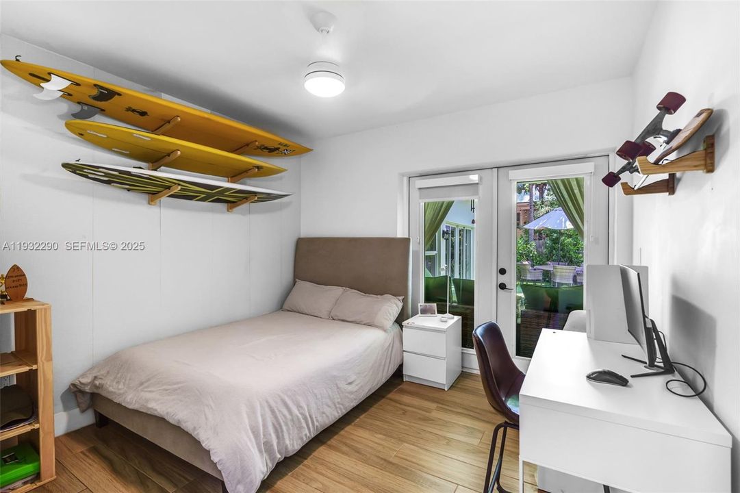 В аренду: $17,500 (5 спален, 4 ванн, 0 Квадратных фут)