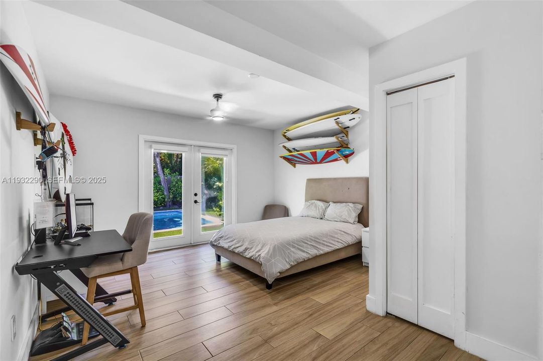 В аренду: $17,500 (5 спален, 4 ванн, 0 Квадратных фут)