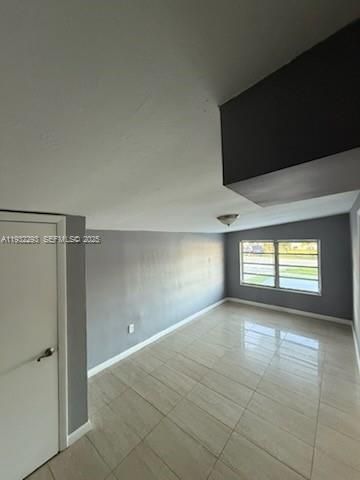 For Rent: $2,700 (3 beds, 2 baths, 1278 Square Feet)