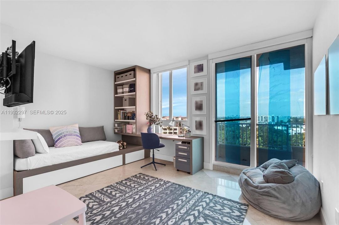 待售: $5,100,000 (3 贝兹, 3 浴室, 2790 平方英尺)