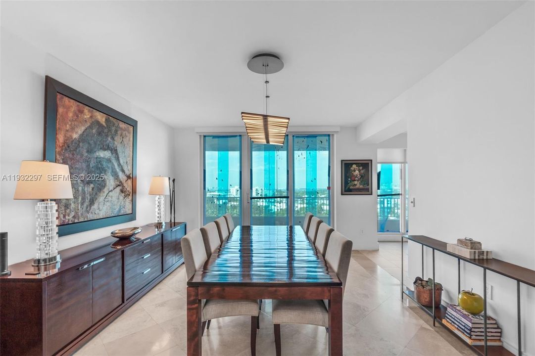 待售: $5,100,000 (3 贝兹, 3 浴室, 2790 平方英尺)