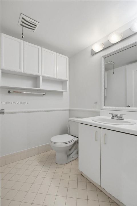 For Sale: $169,000 (2 beds, 1 baths, 1032 Square Feet)