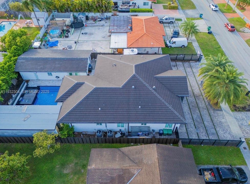 En Venta: $1,695,000 (6 camas, 6 baños, 3871 Pies cuadrados)