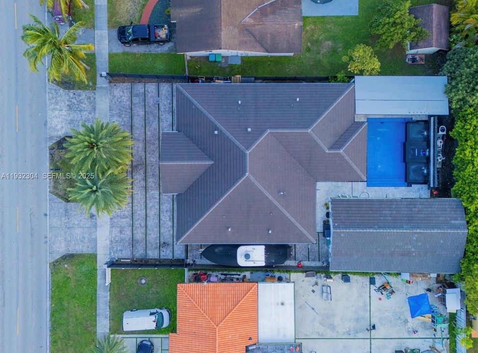 En Venta: $1,695,000 (6 camas, 6 baños, 3871 Pies cuadrados)