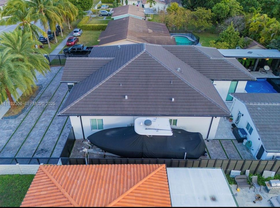 En Venta: $1,695,000 (6 camas, 6 baños, 3871 Pies cuadrados)