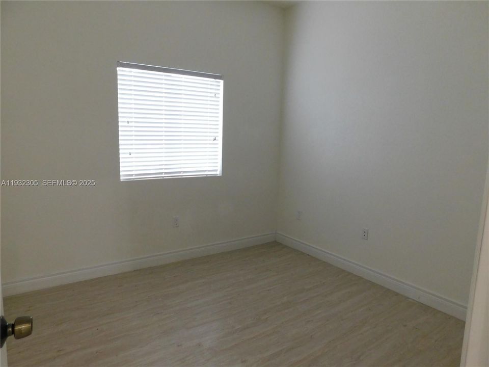 出租: $2,800 (4 贝兹, 3 浴室, 1440 平方英尺)