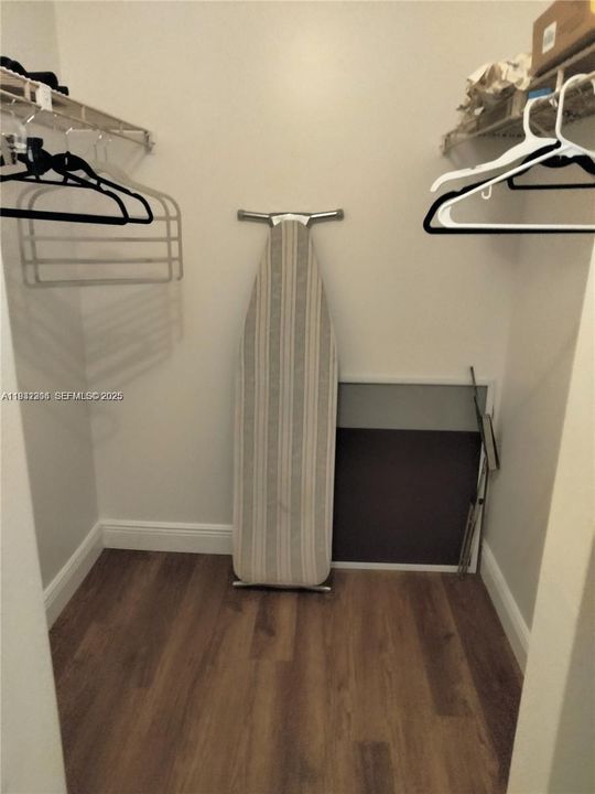 En Renta: $1,700 (2 camas, 2 baños, 1100 Pies cuadrados)