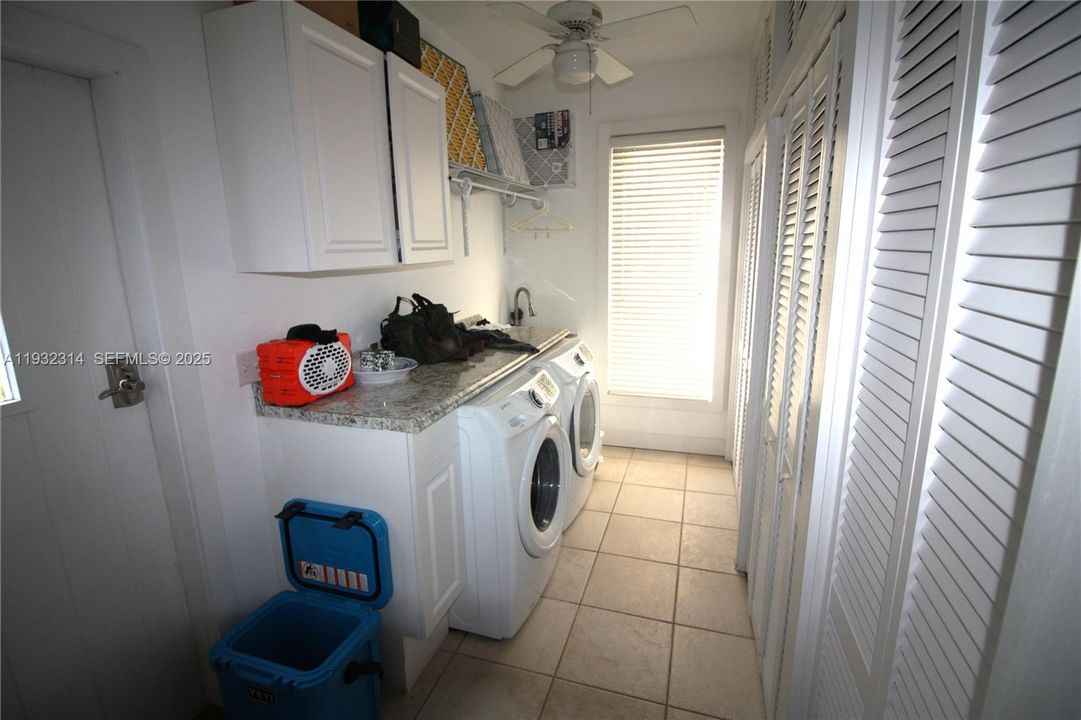 En Venta: $10,900,000 (5 camas, 4 baños, 5704 Pies cuadrados)