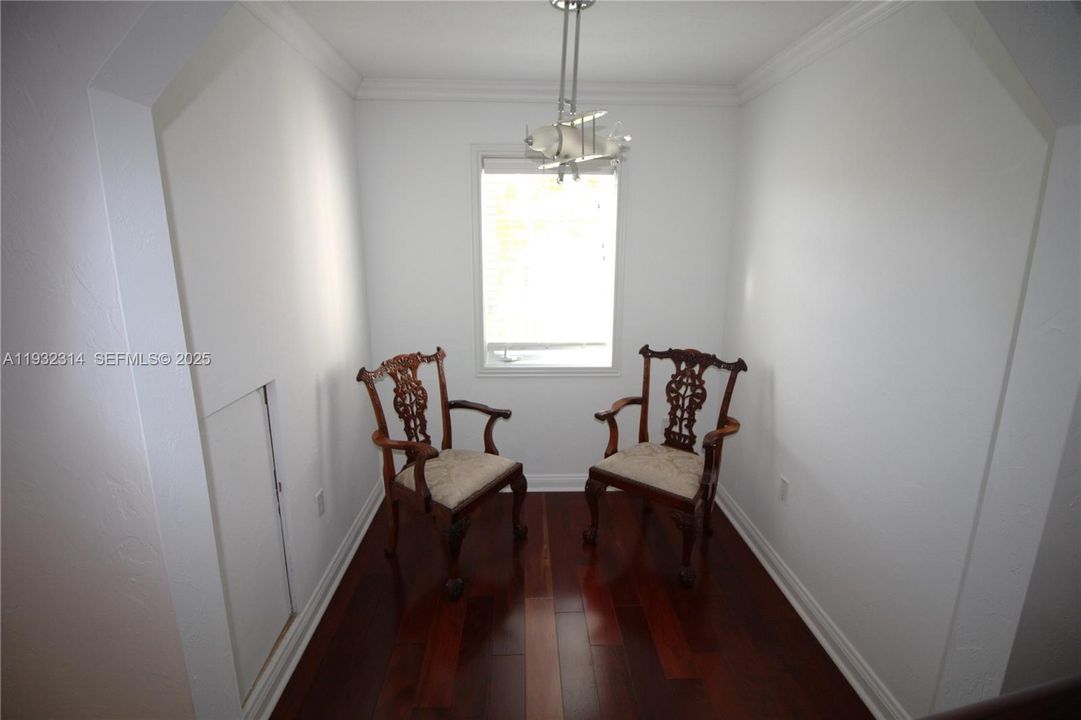 En Venta: $10,900,000 (5 camas, 4 baños, 5704 Pies cuadrados)