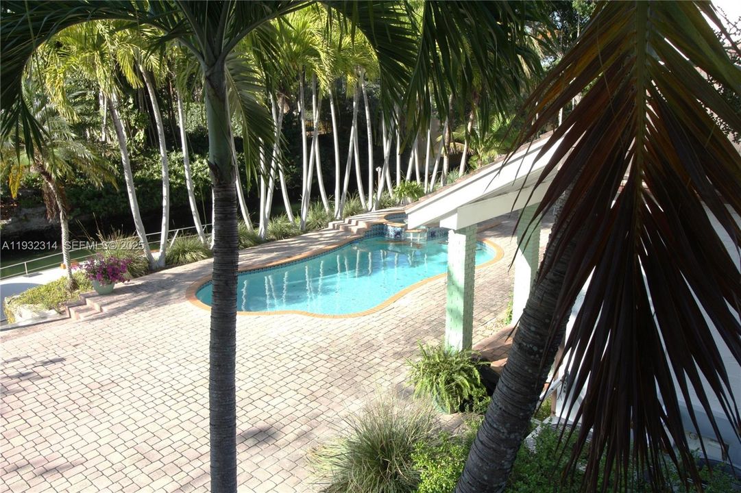 En Venta: $10,900,000 (5 camas, 4 baños, 5704 Pies cuadrados)