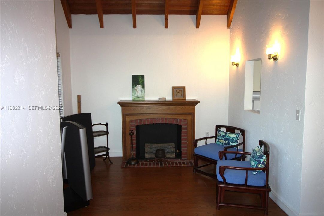 En Venta: $10,900,000 (5 camas, 4 baños, 5704 Pies cuadrados)