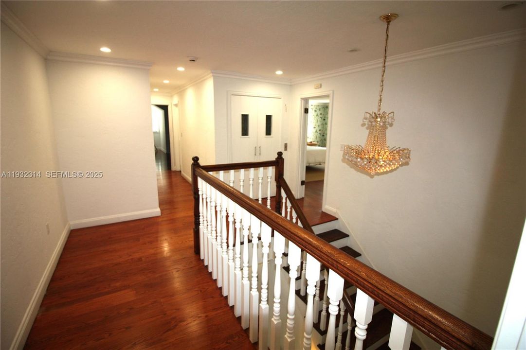 En Venta: $10,900,000 (5 camas, 4 baños, 5704 Pies cuadrados)