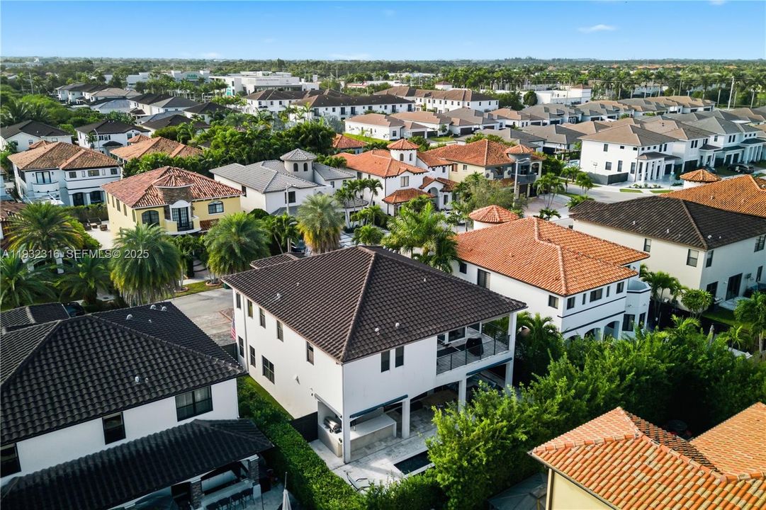 待售: $1,375,000 (5 贝兹, 4 浴室, 3223 平方英尺)