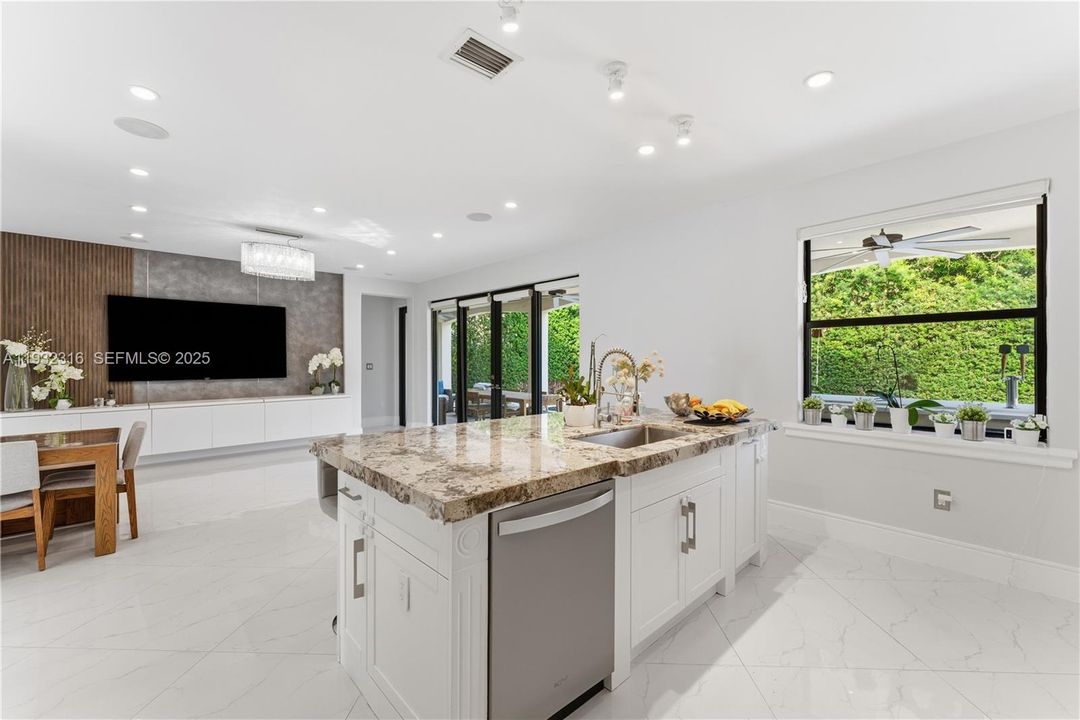 待售: $1,375,000 (5 贝兹, 4 浴室, 3223 平方英尺)