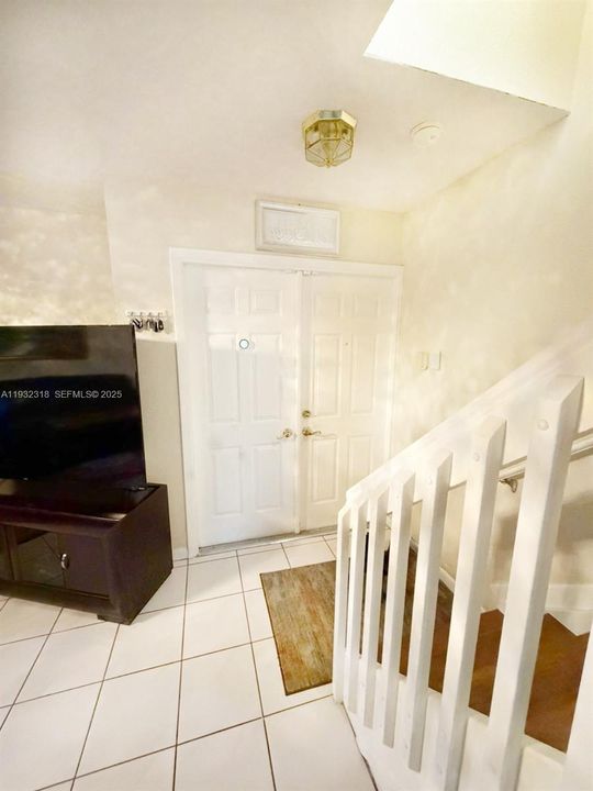 For Sale: $449,950 (3 beds, 2 baths, 1635 Square Feet)