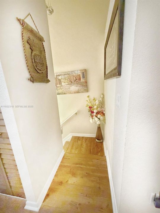 For Sale: $449,950 (3 beds, 2 baths, 1635 Square Feet)