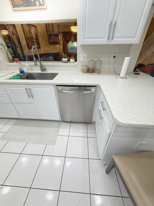 For Sale: $449,950 (3 beds, 2 baths, 1635 Square Feet)