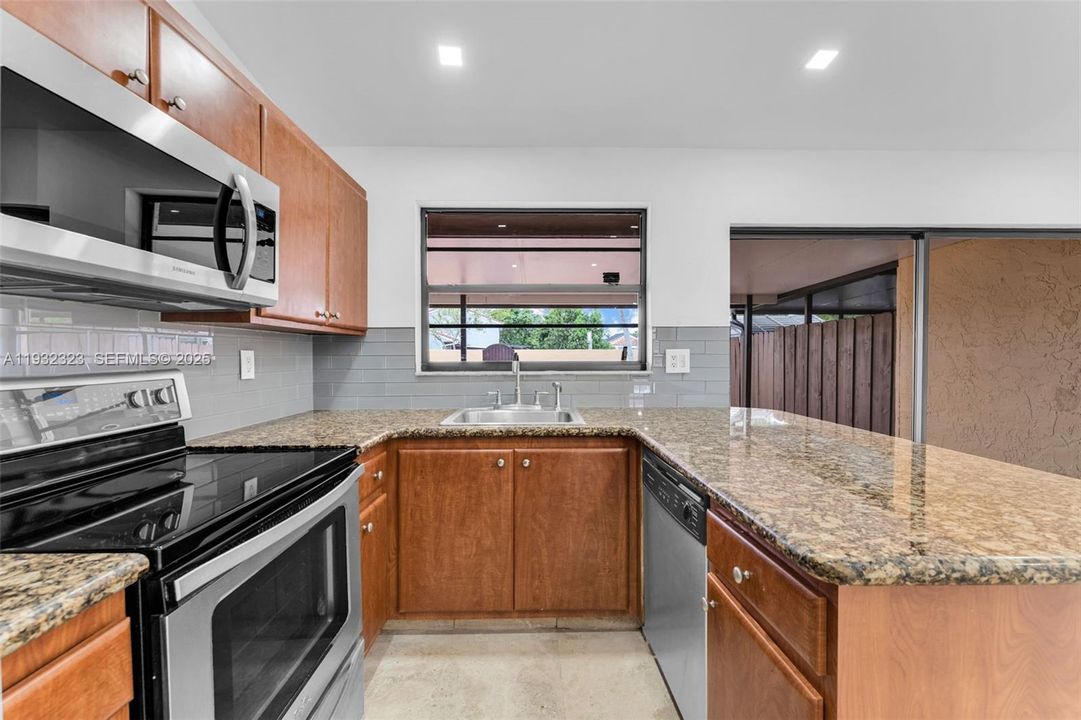 En Venta: $460,000 (2 camas, 1 baños, 1024 Pies cuadrados)