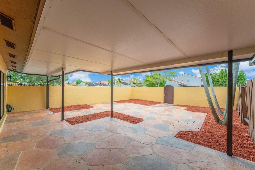 En Venta: $460,000 (2 camas, 1 baños, 1024 Pies cuadrados)