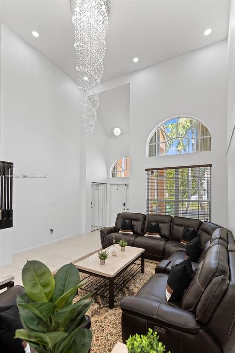 For Sale: $728,000 (4 beds, 2 baths, 2942 Square Feet)