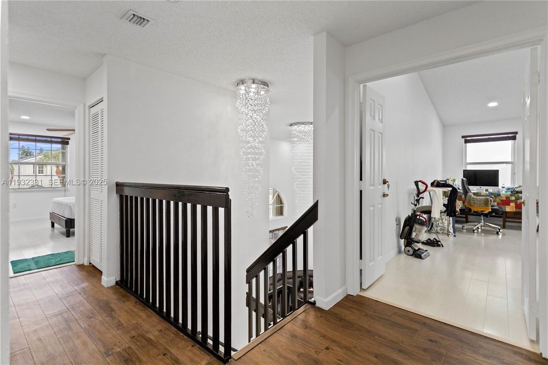 For Sale: $728,000 (4 beds, 2 baths, 2942 Square Feet)