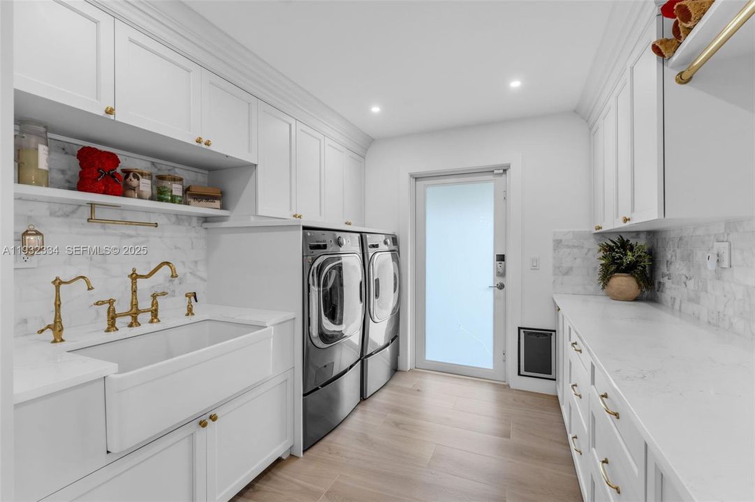 待售: $1,249,000 (4 贝兹, 3 浴室, 2751 平方英尺)