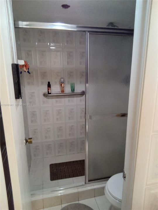 В аренду: $1,900 (2 спален, 2 ванн, 1120 Квадратных фут)