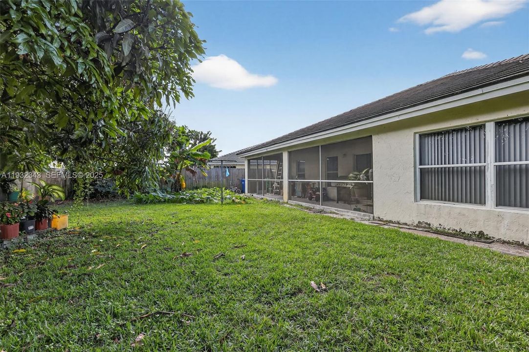 На продажу: $549,000 (3 спален, 2 ванн, 1672 Квадратных фут)