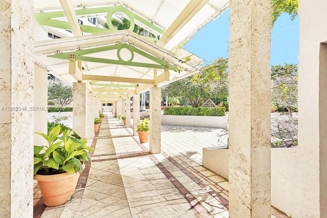 В аренду: $6,900 (2 спален, 2 ванн, 1532 Квадратных фут)