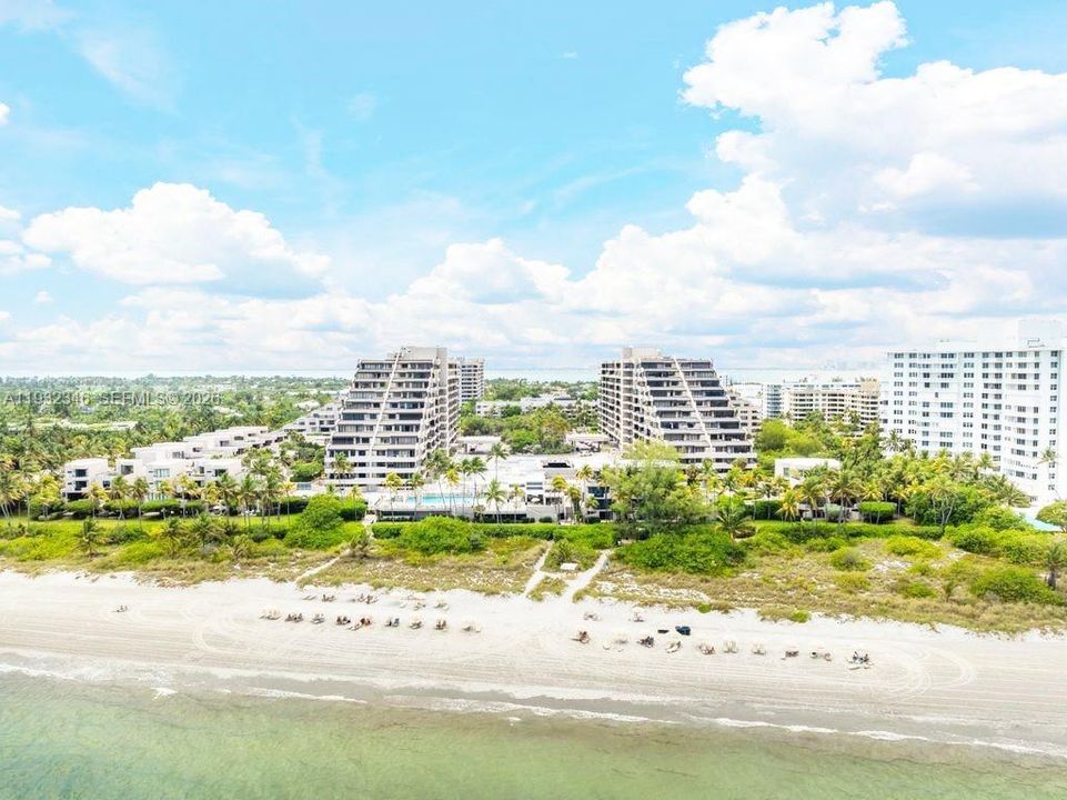 В аренду: $6,900 (2 спален, 2 ванн, 1532 Квадратных фут)