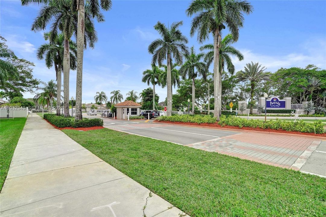 For Sale: $629,000 (3 beds, 2 baths, 2231 Square Feet)