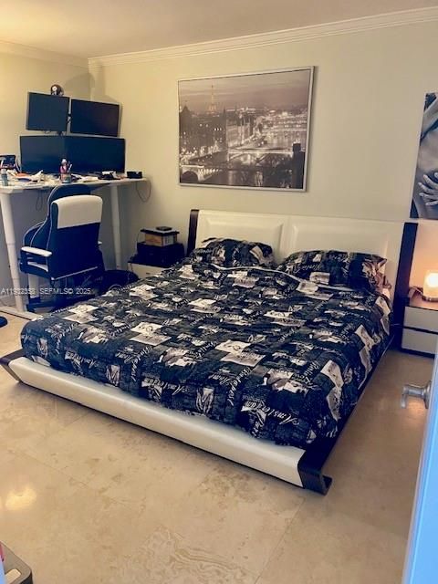 For Rent: $2,000 (1 beds, 1 baths, 648 Square Feet)