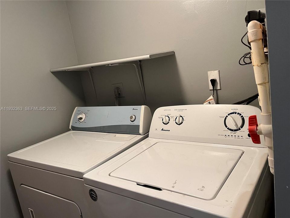 Full Size Washer and Dryer