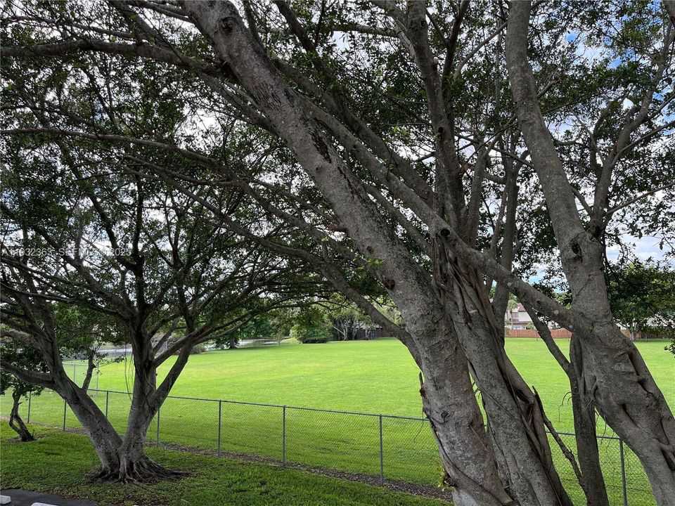 待售: $304,999 (2 贝兹, 2 浴室, 1016 平方英尺)