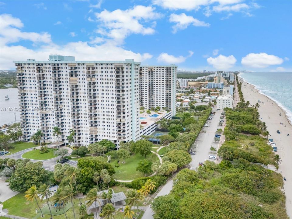 En Venta: $620,000 (2 camas, 2 baños, 1570 Pies cuadrados)