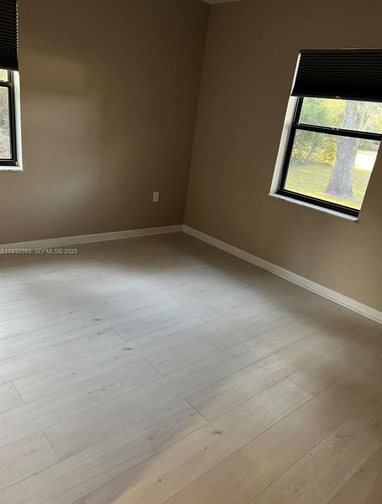 На продажу: $285,000 (3 спален, 2 ванн, 1164 Квадратных фут)