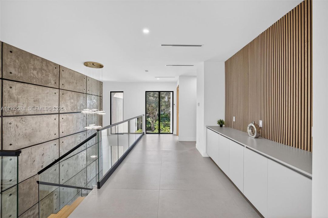 For Sale: $3,150,000 (4 beds, 4 baths, 4002 Square Feet)