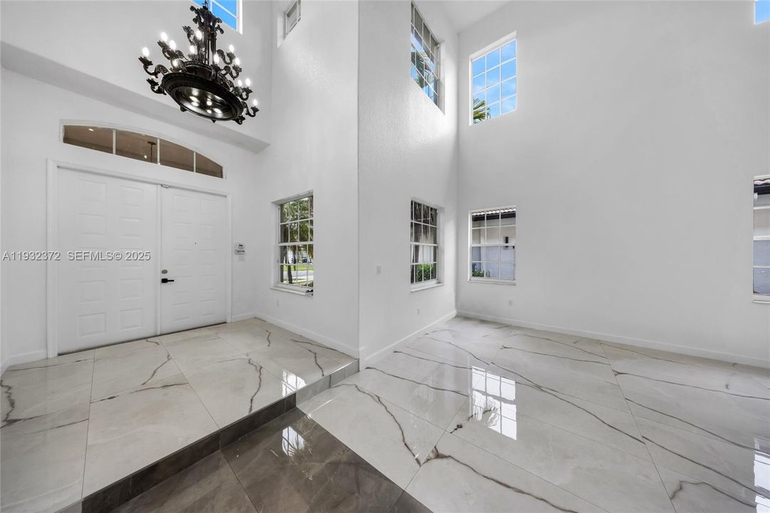 На продажу: $884,900 (4 спален, 4 ванн, 3510 Квадратных фут)