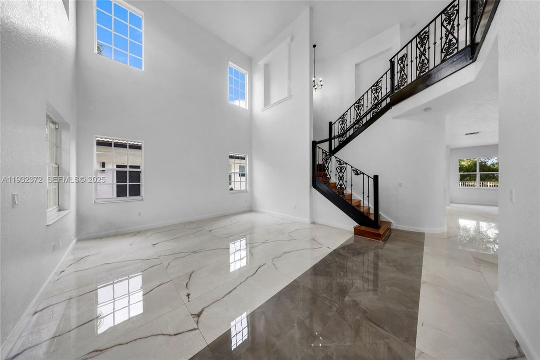 На продажу: $884,900 (4 спален, 4 ванн, 3510 Квадратных фут)